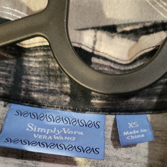 SIMPLY VERA BLAZER - Picture 3 of 4